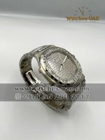 The Patek Philippe  Nautilus 5719/10G  Self-winding - Image 2