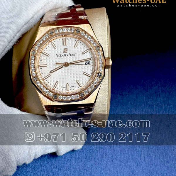 Audemars Piguet Royal oak 34 mm pink gold Ref: 77351OR.ZZ.1261OR.01 copy watch